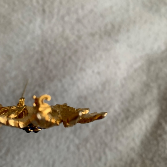 Vintage Brooch | Sun Blue Rhinestones - Picture 6 of 6